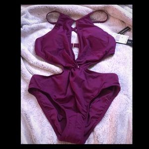 La Blanca One Piece Bathing Suit